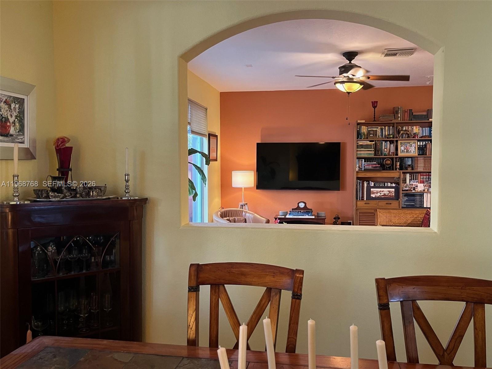 7469 NW 112th Pl, Doral FL 33178 photo 5