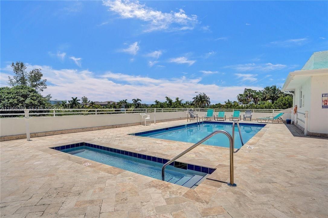 9156 Collins Ave # 204, Surfside FL 33154 photo 2