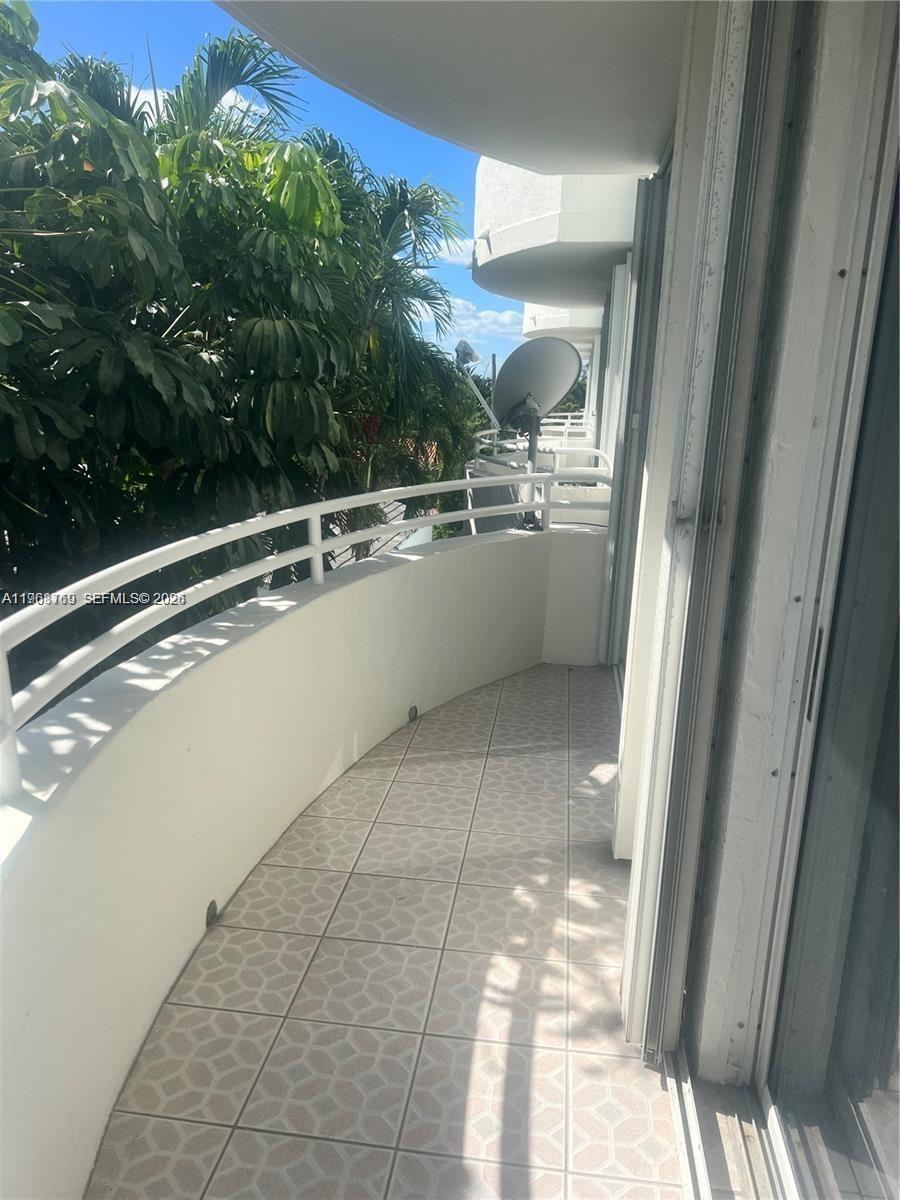 9156 Collins Ave # 204, Surfside FL 33154 photo 4