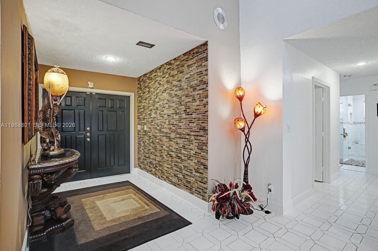 8084 Buttonwood Cir, Tamarac FL 33321 photo 5