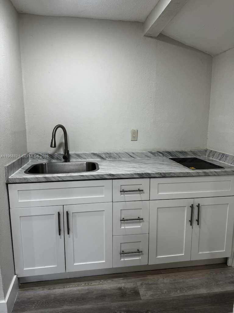 582 E 18th St # C, Hialeah FL 33013 photo 4