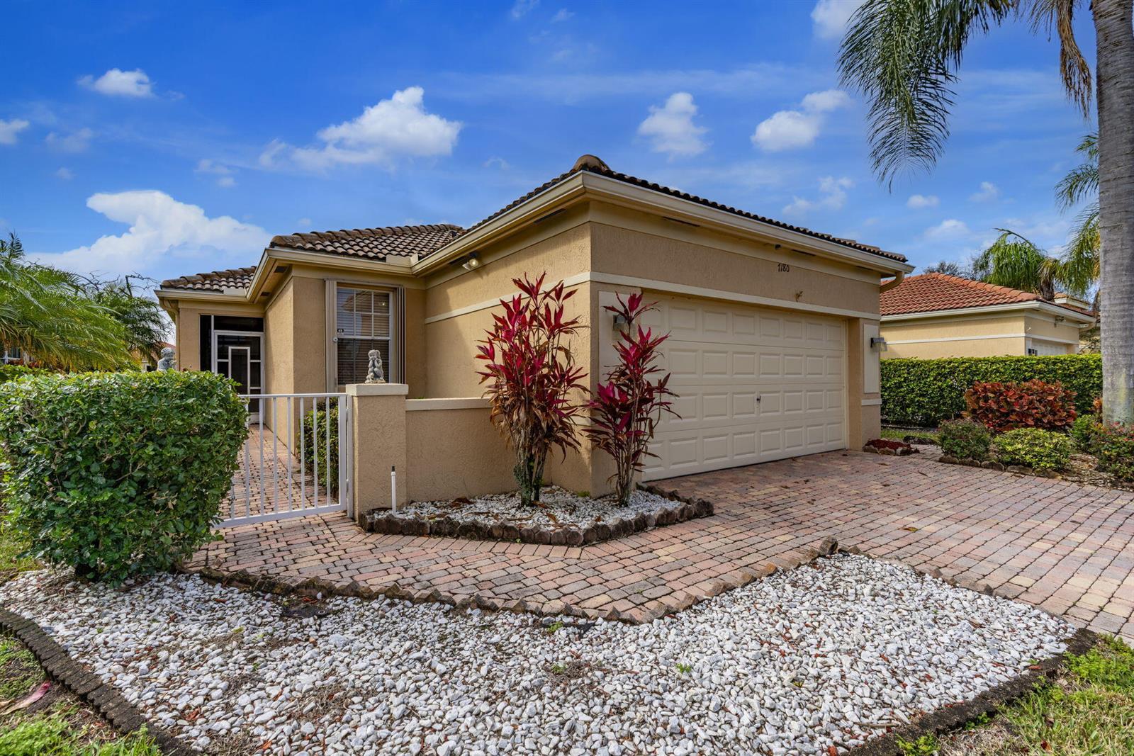 7180 Cataluna Circle, Delray Beach FL 33446 photo 5