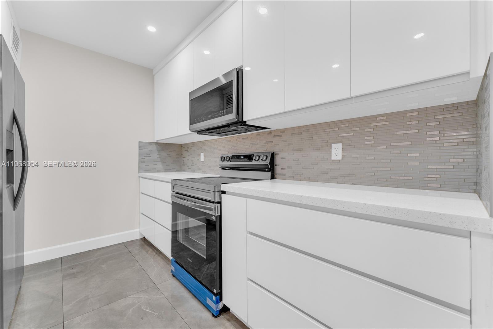 8660 SW 149th Ave # 208, Miami FL 33193 photo 4