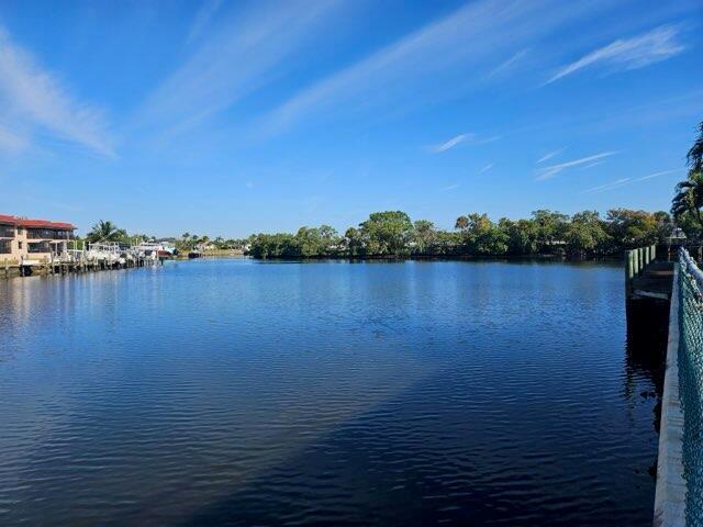630 Southwind Circle # 6, North Palm Beach FL 33408