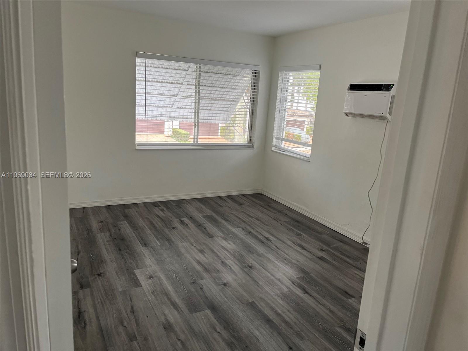 92 Hendricks Isle # 6, Fort Lauderdale FL 33301 photo 2