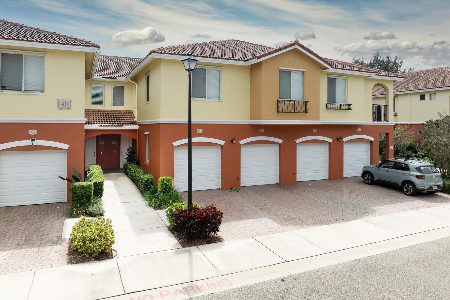 40 SE Sedona Circle # 103, Stuart FL 34994