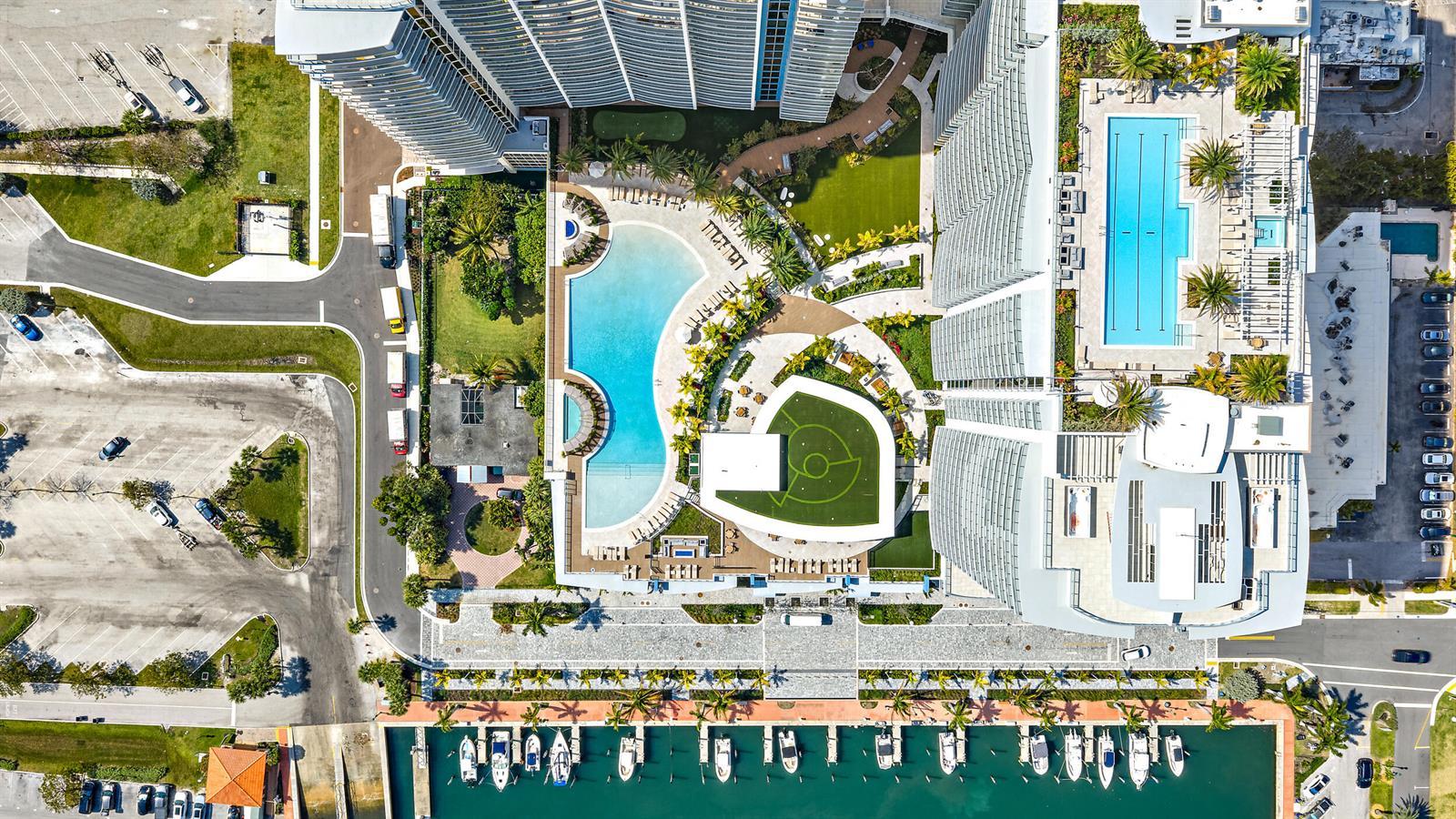 220 Lake Shore Drive # 1521, Lake Park FL 33403 photo 4