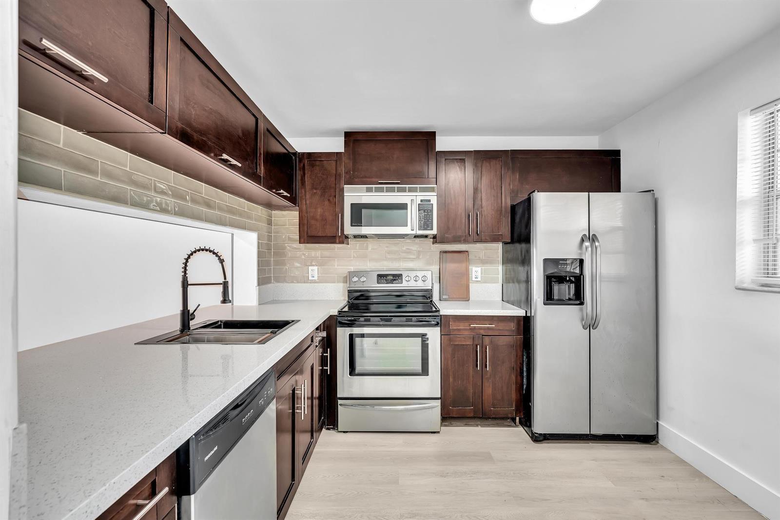 7175 Orange Drive # 111H, Davie FL 33314 photo 4