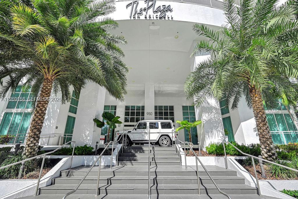 950 Brickell Bay Dr # 3605, Miami FL 33131 photo 3