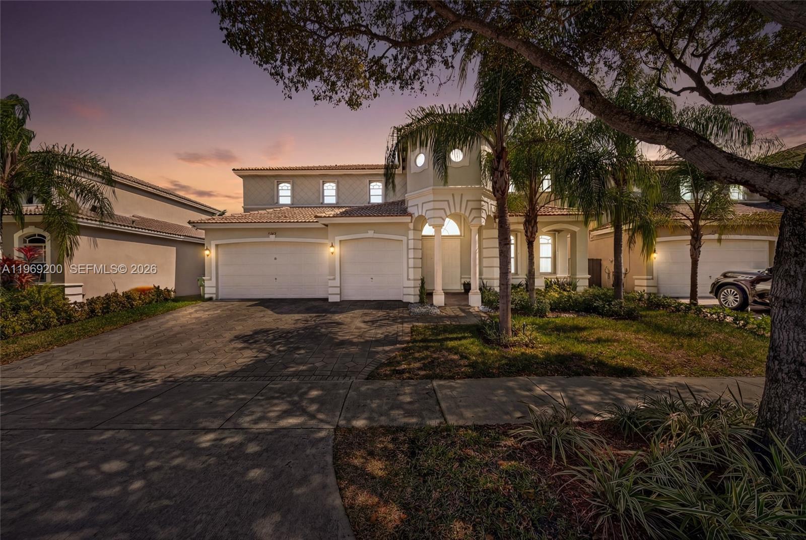 20671 SW 87th Ct, Cutler Bay FL 33189 photo 2