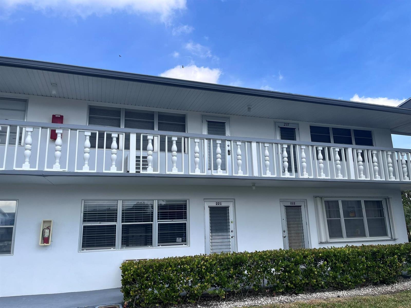 234 Camden J # 234, West Palm Beach FL 33417 photo 2