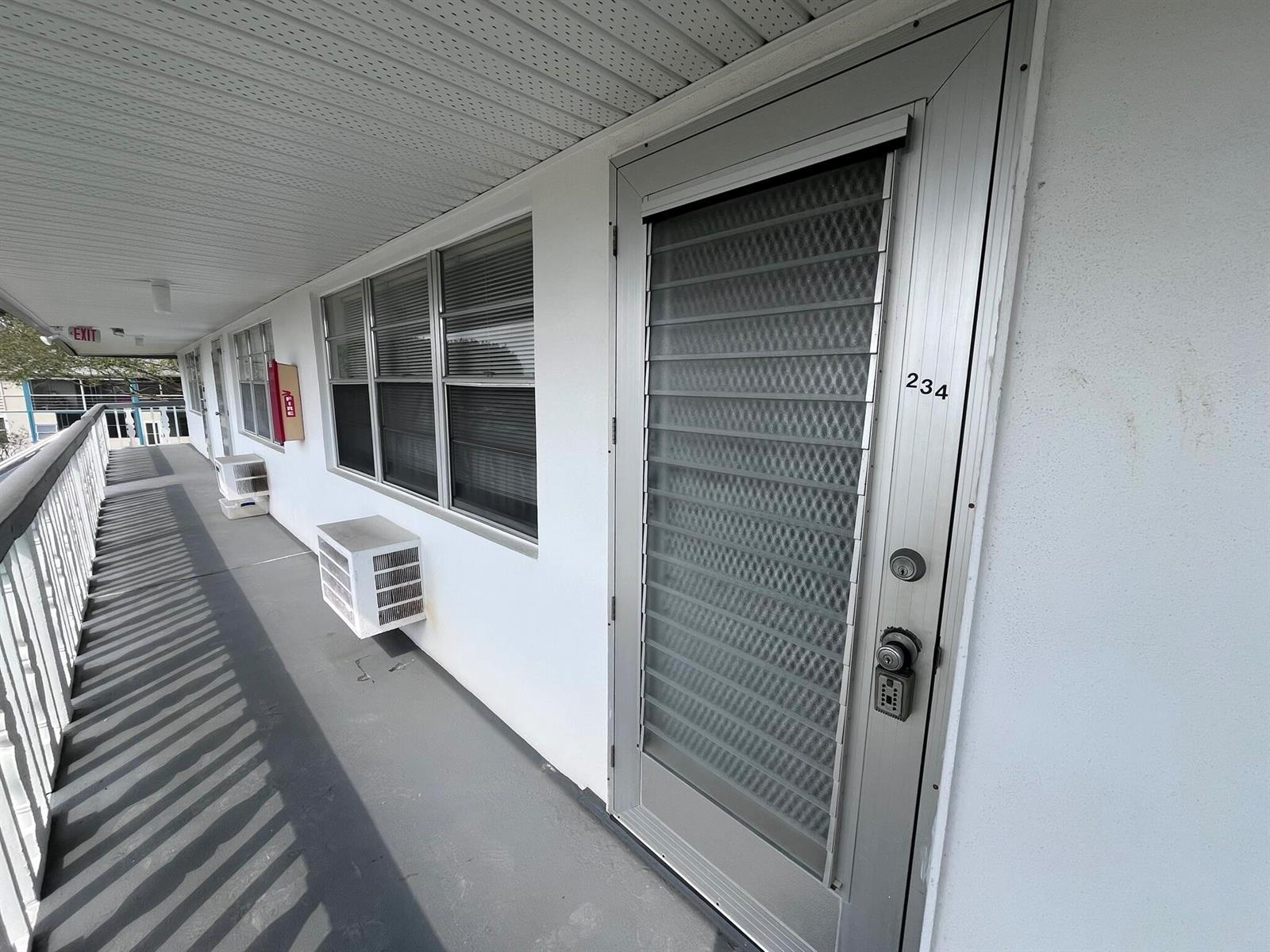 234 Camden J # 234, West Palm Beach FL 33417 photo 4