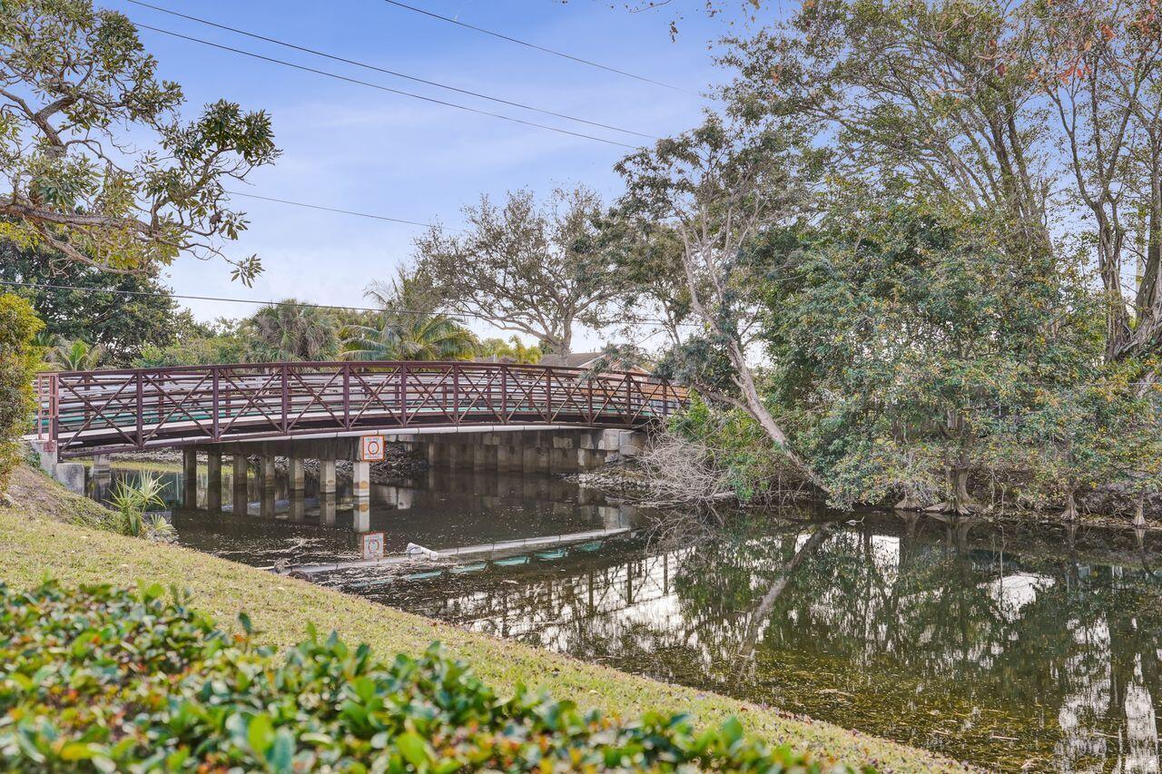 12014 Greenway Circle S # 109, Royal Palm Beach FL 33411