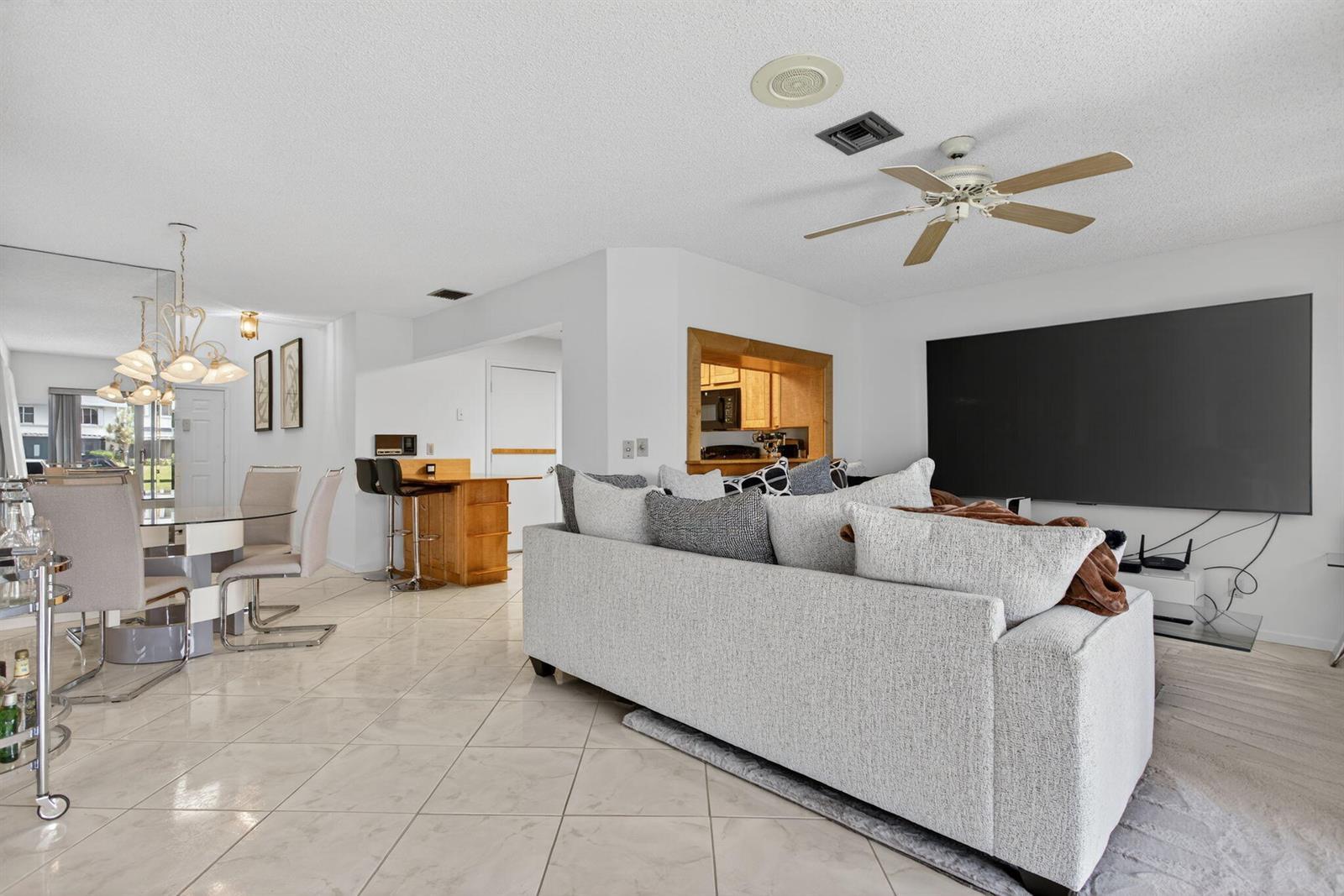 2274 Discovery Circle W # 2274, Deerfield Beach FL 33442 photo 5