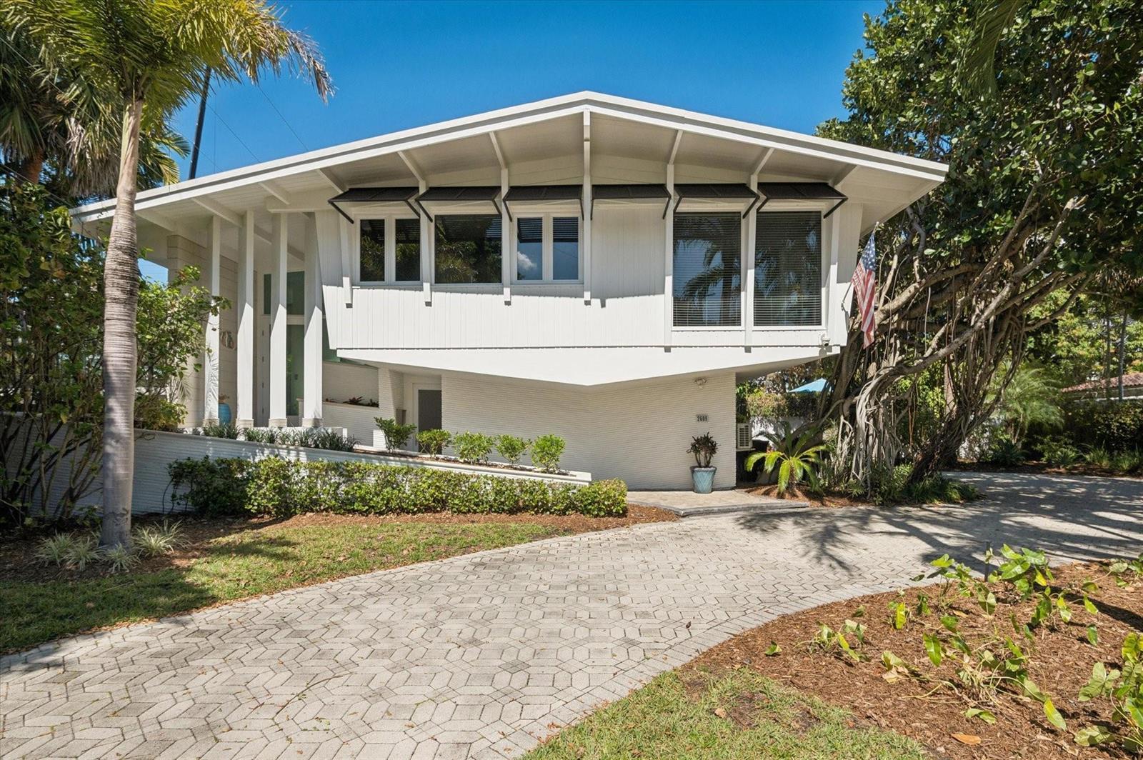 2609 NE 8th Street, Fort Lauderdale FL 33304