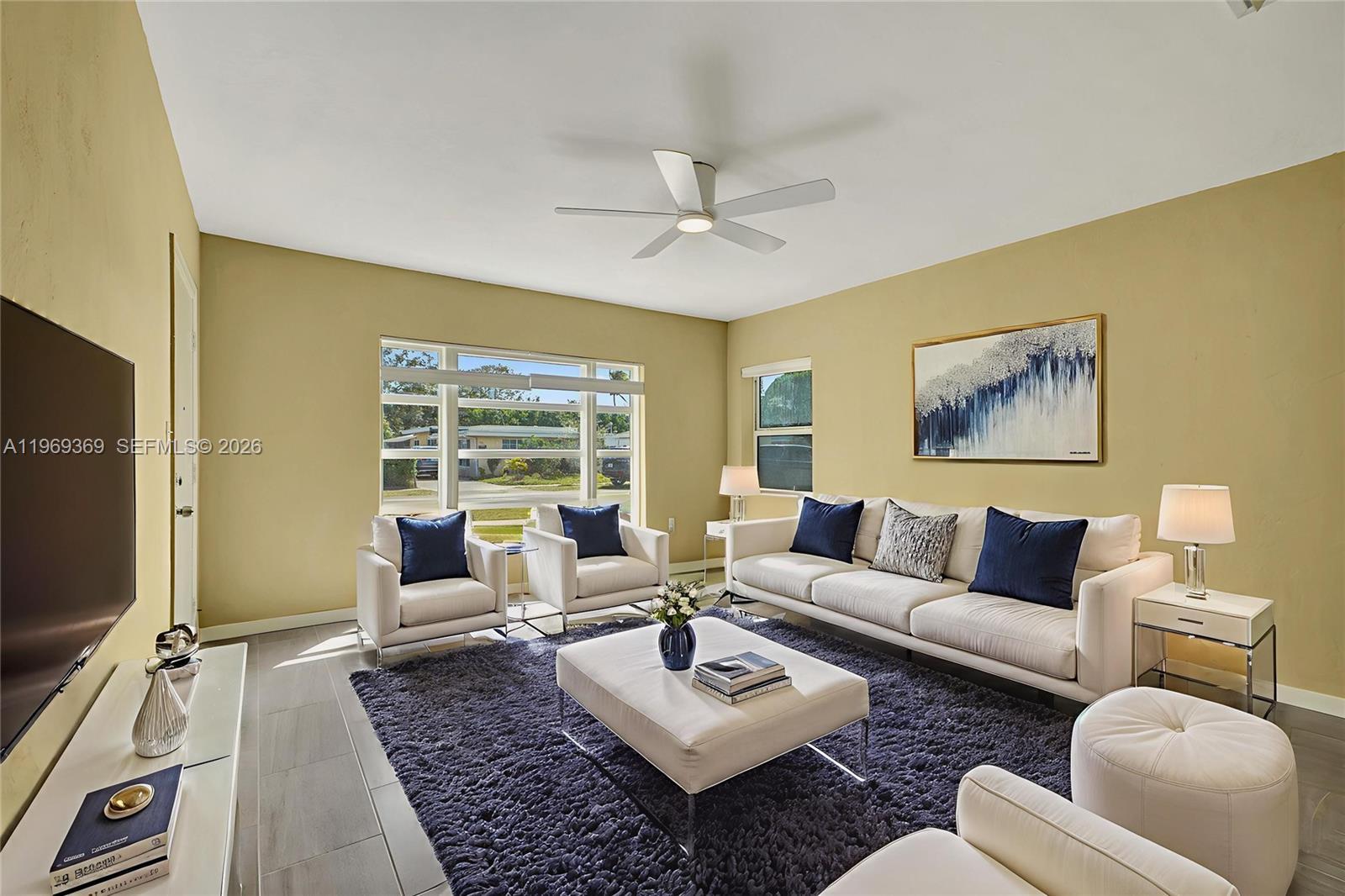 208 SW 2nd Pl, Dania Beach FL 33004 photo 2