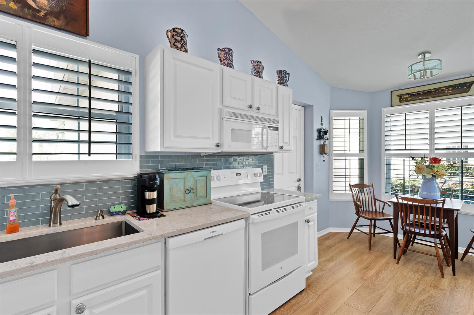 1828 Aynsley Way # 6, Vero Beach FL 32966 photo 5