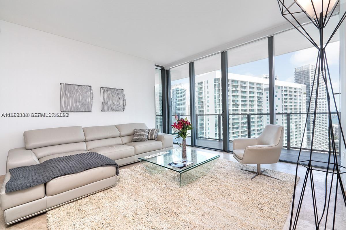 68 SE 6th St # 2807, Miami FL 33131 photo 4