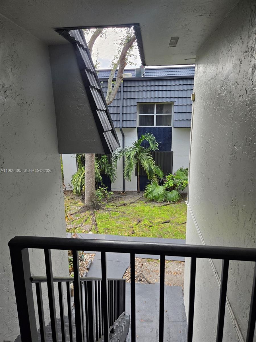 8007 W 6th Ave # M, Hialeah FL 33014