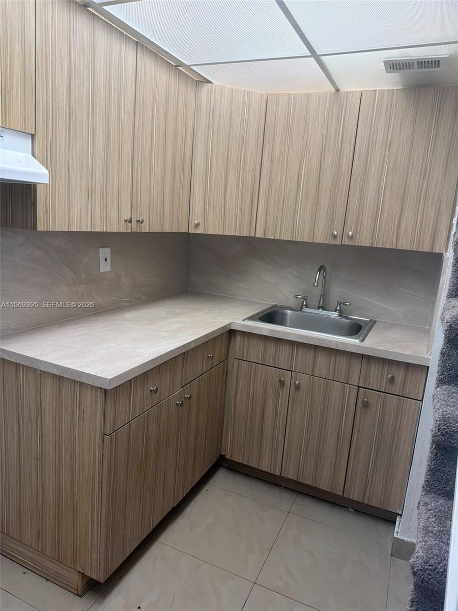 8007 W 6th Ave # M, Hialeah FL 33014 photo 4