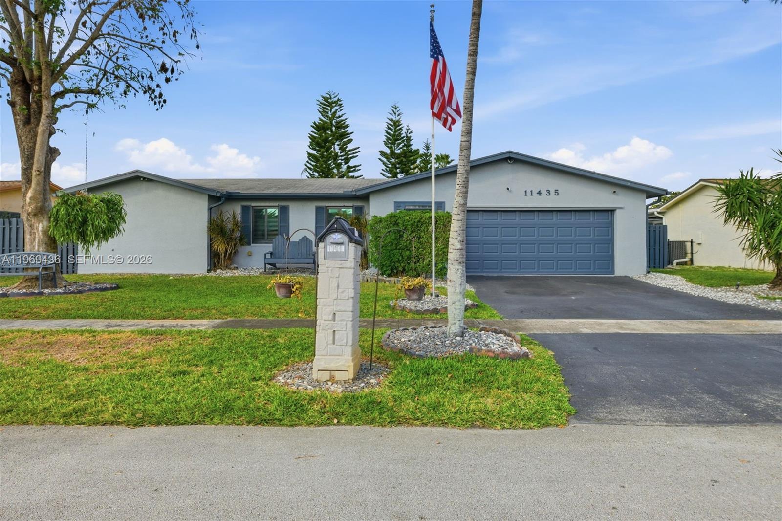 11435 NW 41st St, Sunrise FL 33323