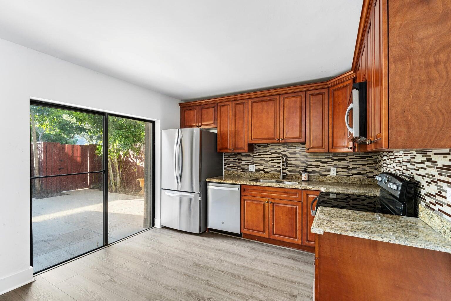 1700 Embassy Drive # 708, West Palm Beach FL 33401 photo 5