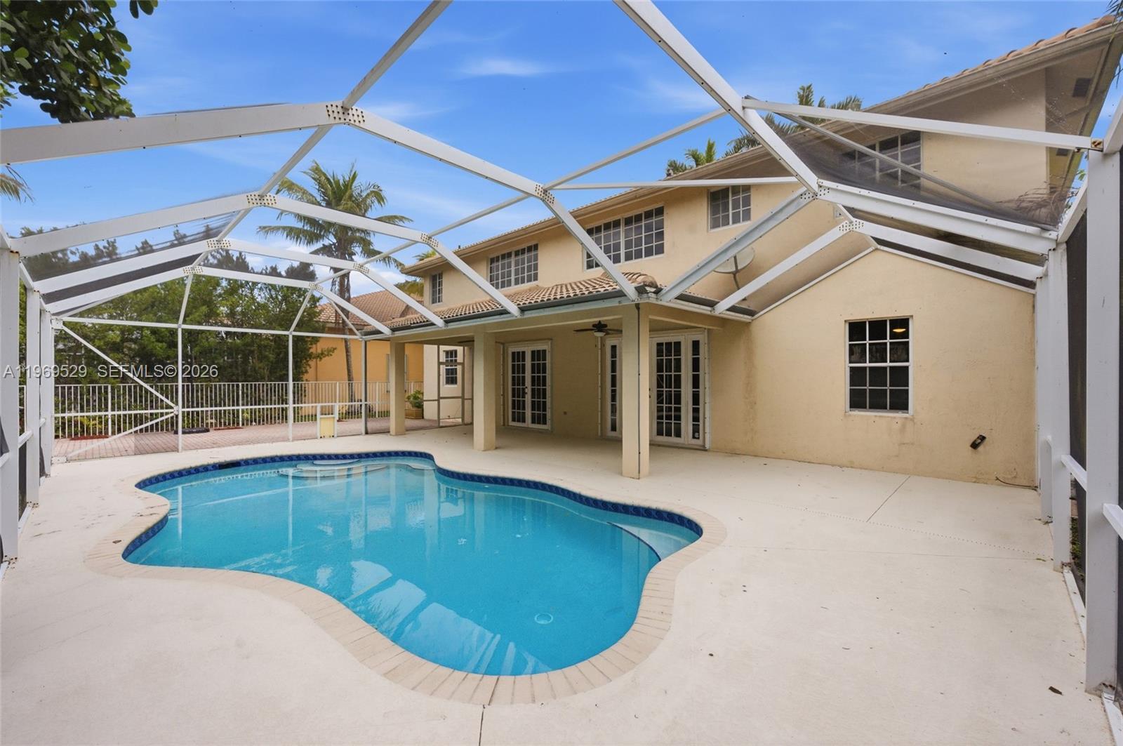 2455 Greenbrier Ct, Weston FL 33327 photo 2