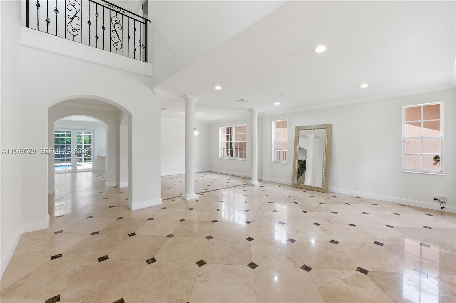 2455 Greenbrier Ct, Weston FL 33327 photo 5