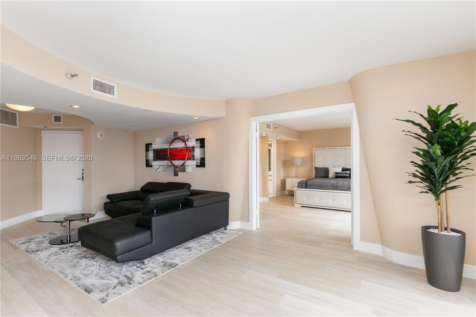 3500 Mystic Pointe Dr # 2603, Aventura FL 33180 photo 4