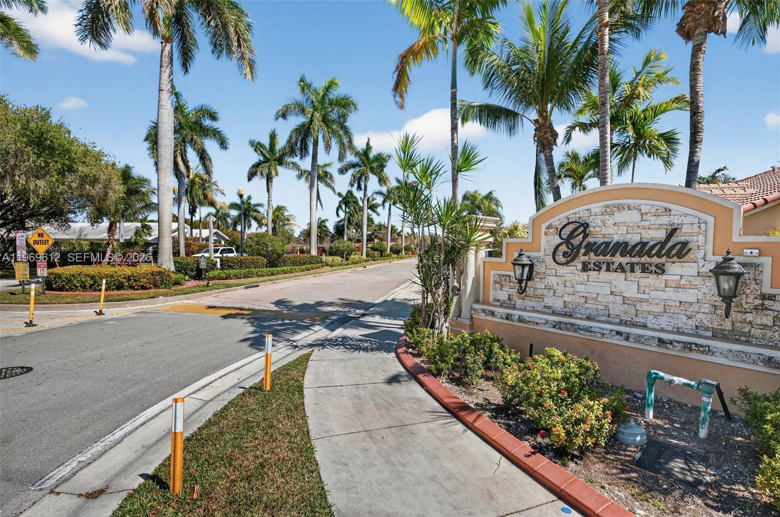 426 NE 20th Ave, Homestead FL 33033