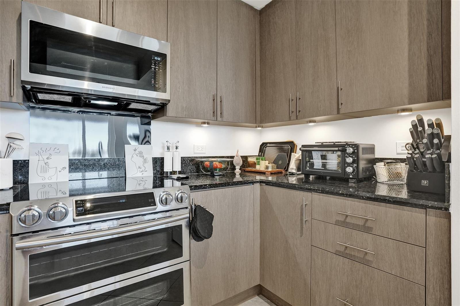 2601 NE 14th Avenue # 401, Wilton Manors FL 33334 photo 4