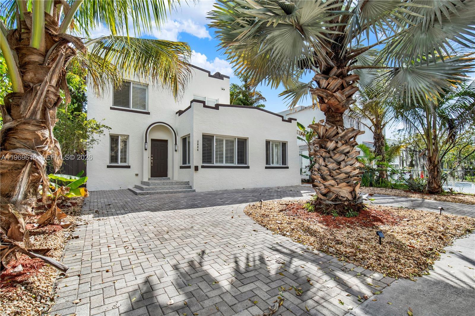 2006 SW 12th St, Miami FL 33135