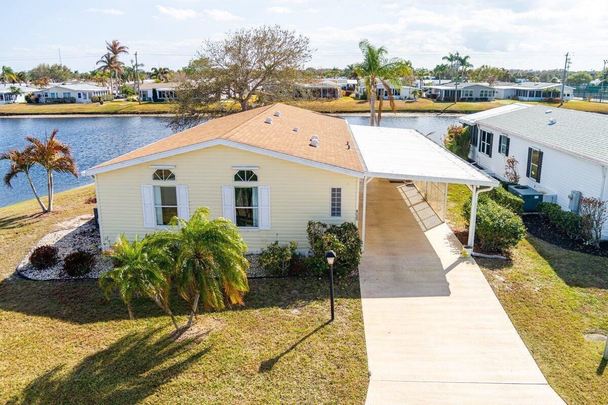 8125 Meadowlark Lane, Port St. Lucie FL 34952