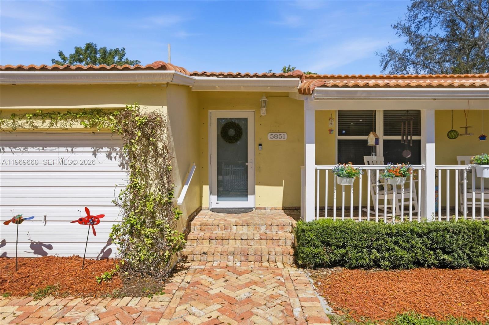 5851 SW 15th St, West Miami FL 33144 photo 2