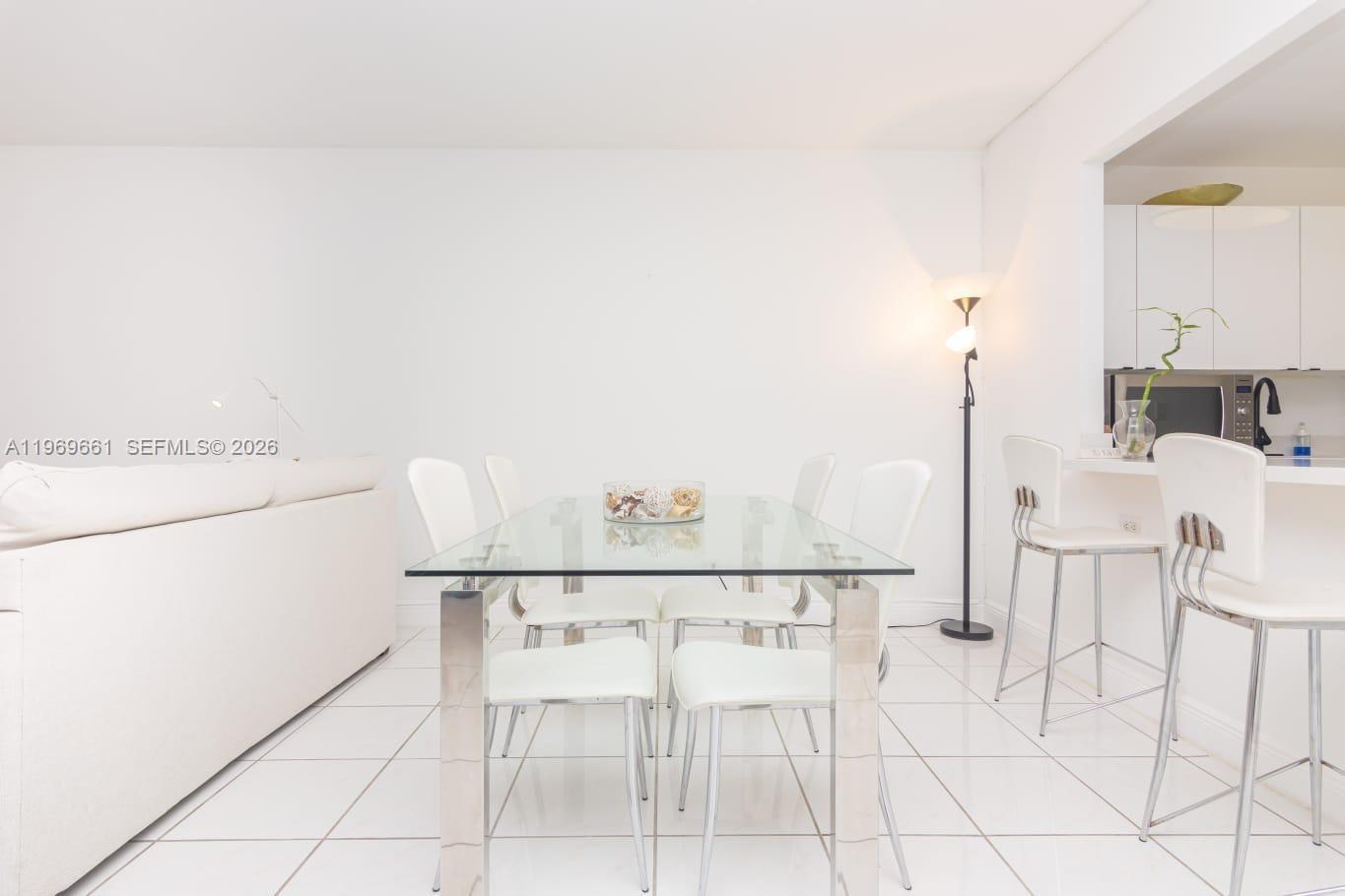 2301 Collins Ave # 423, Miami FL 33139 photo 3