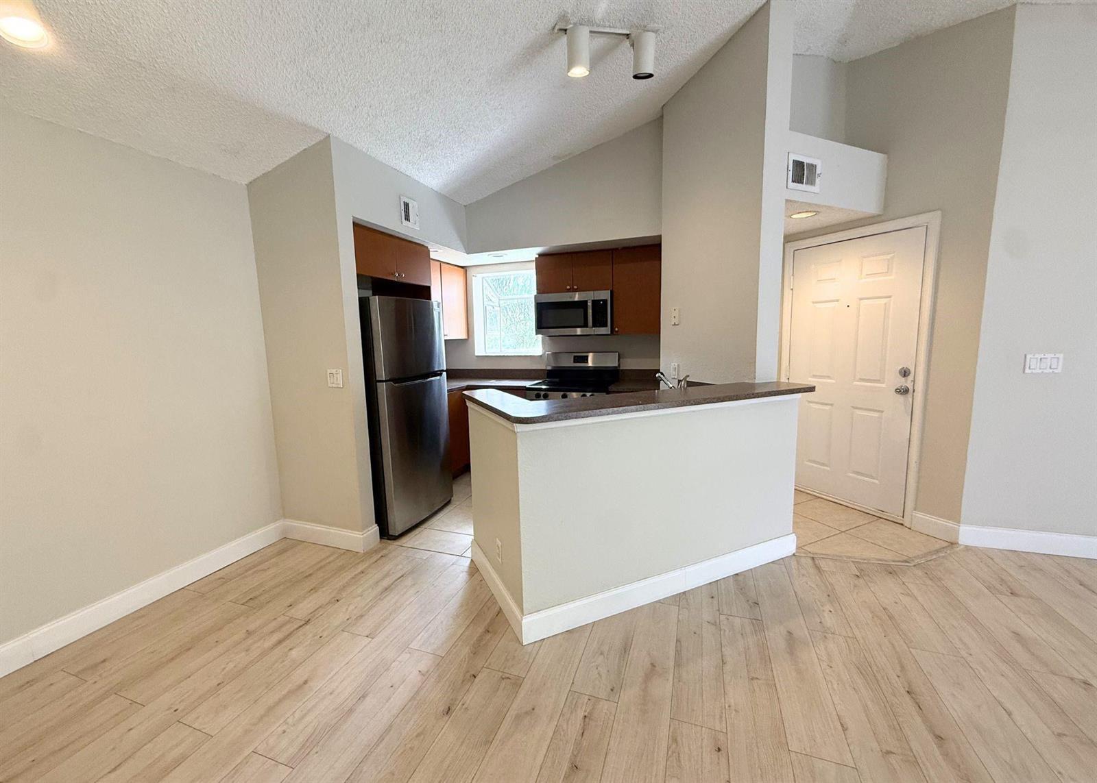 3310 N Pinewalk Drive # 1827, Margate FL 33063