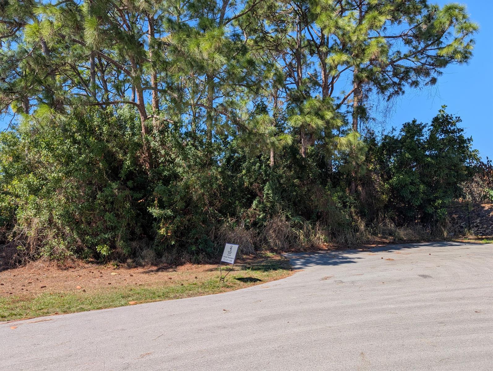 1550 SE Sutton Street, Port St. Lucie FL 34953