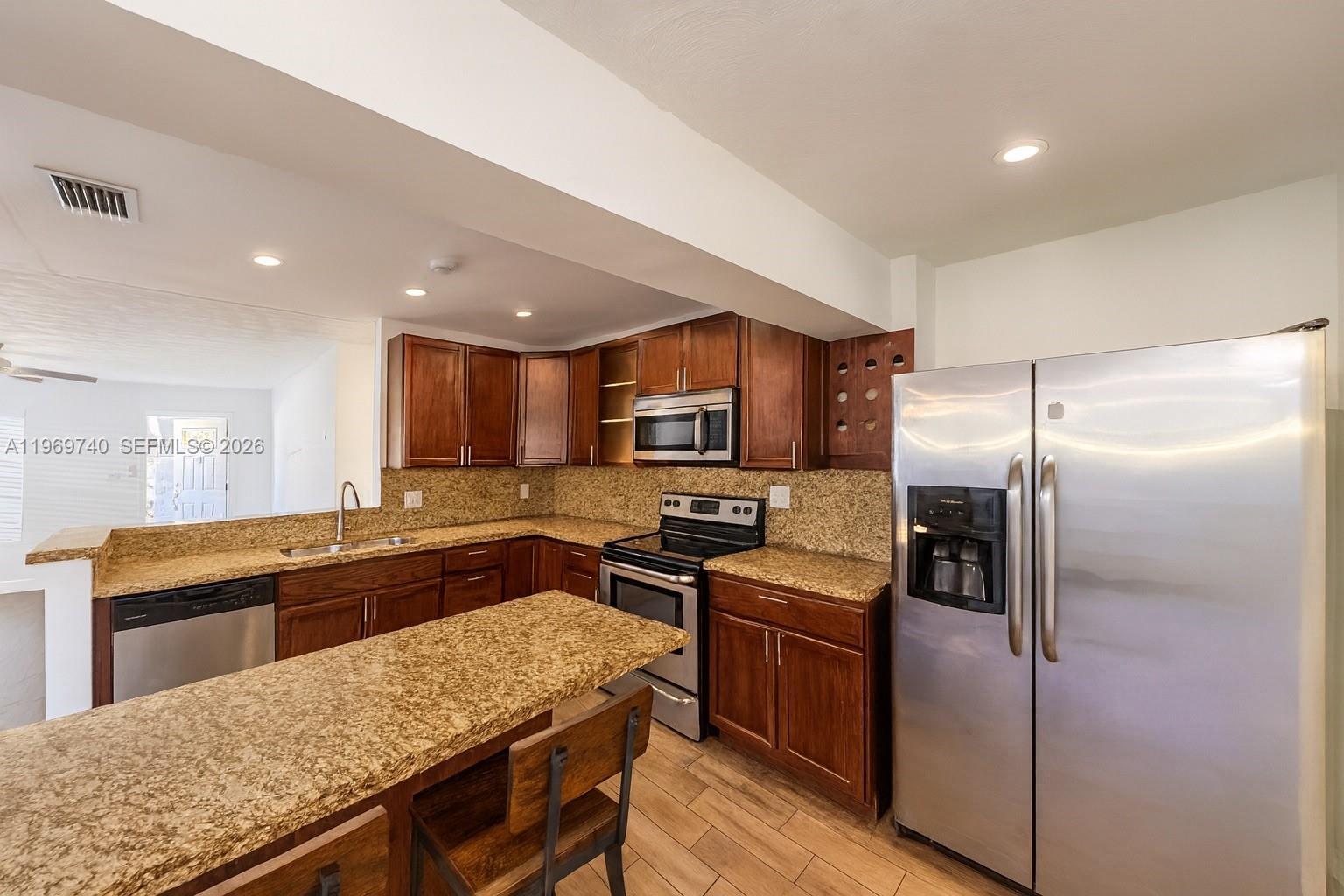 6780 Meade St, Hollywood FL 33024 photo 5