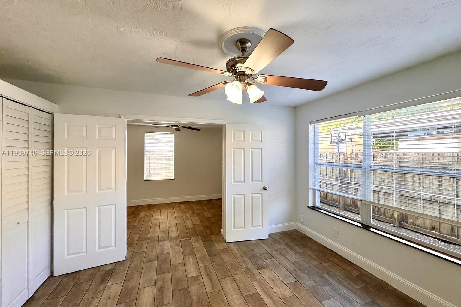 6780 Meade St, Hollywood FL 33024 photo 4