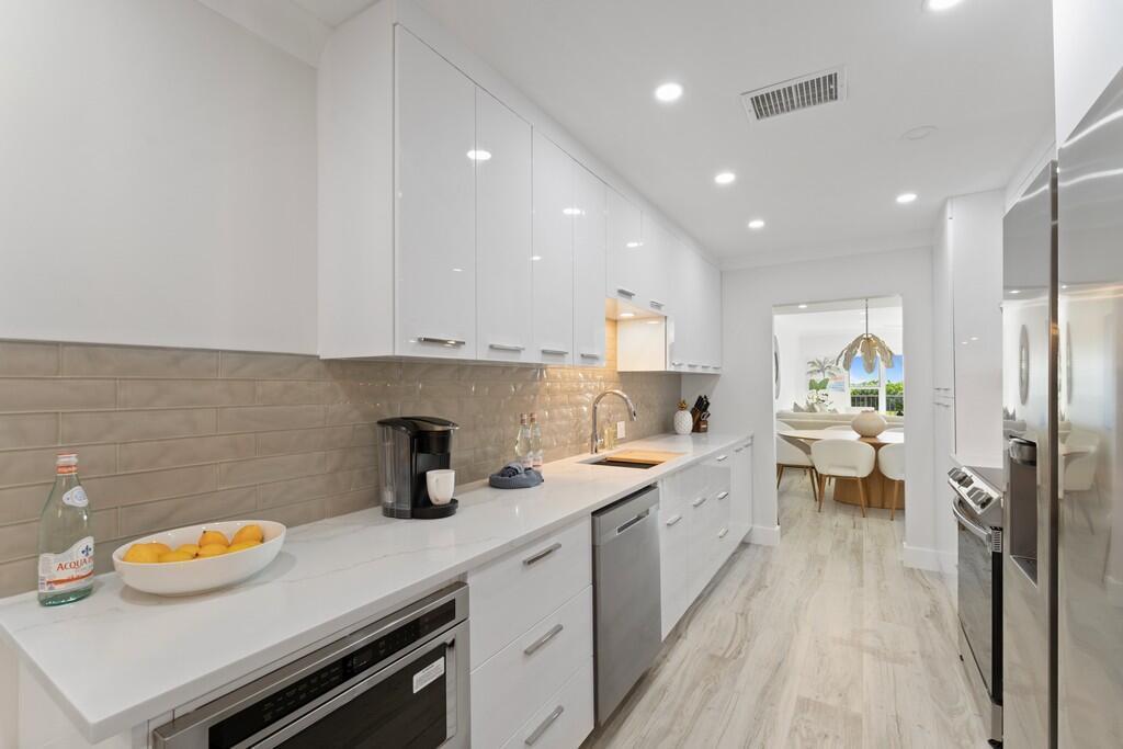 2051 NE Ocean Boulevard # C13, Stuart FL 34996 photo 5
