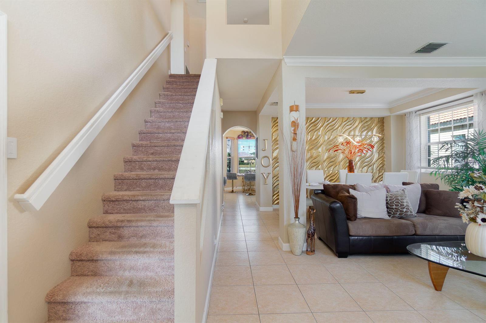 3887 Hamilton Key, West Palm Beach FL 33411 photo 3