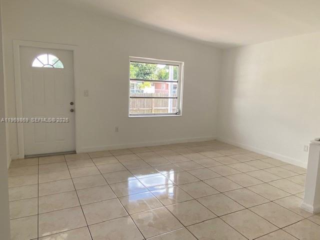 540 Opa Locka Blvd, North Miami FL 33168 photo 2