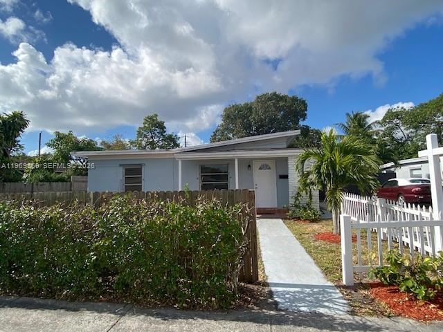 540 Opa Locka Blvd, North Miami FL 33168 photo 3