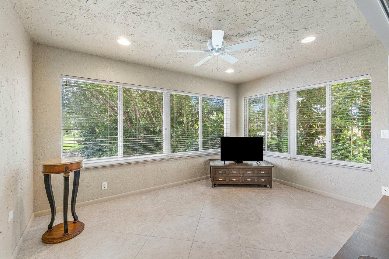 22 Westgate Lane # 22h, Boynton Beach FL 33436 photo 3