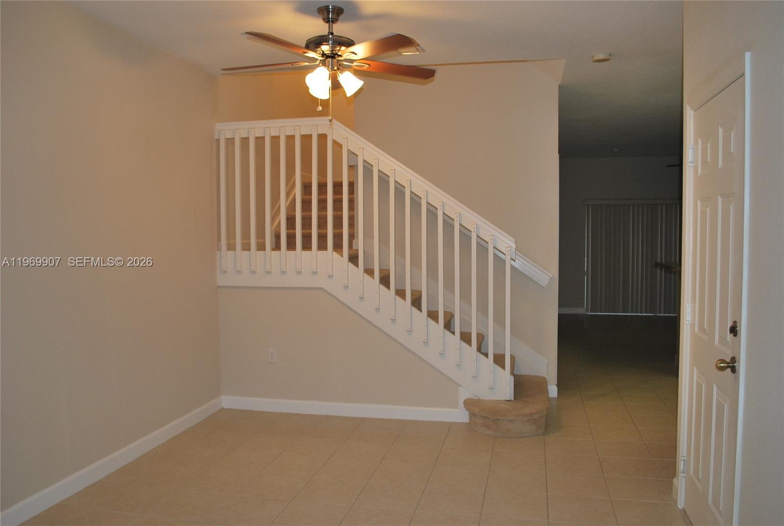 22200 SW 93rd Pl, Cutler Bay FL 33190 photo 4