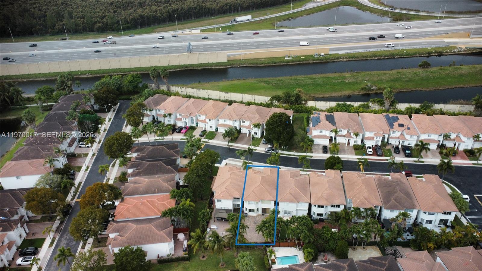 7035 NW 116th Ct, Doral FL 33178 photo 3