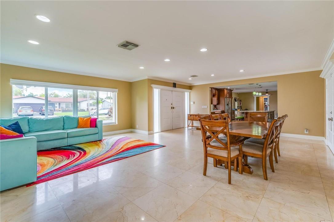 4000 N 41st Court, Hollywood FL 33021 photo 3