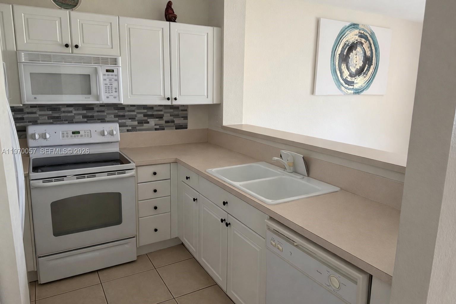 1485 NE 33rd Rd # 207, Homestead FL 33033 photo 3