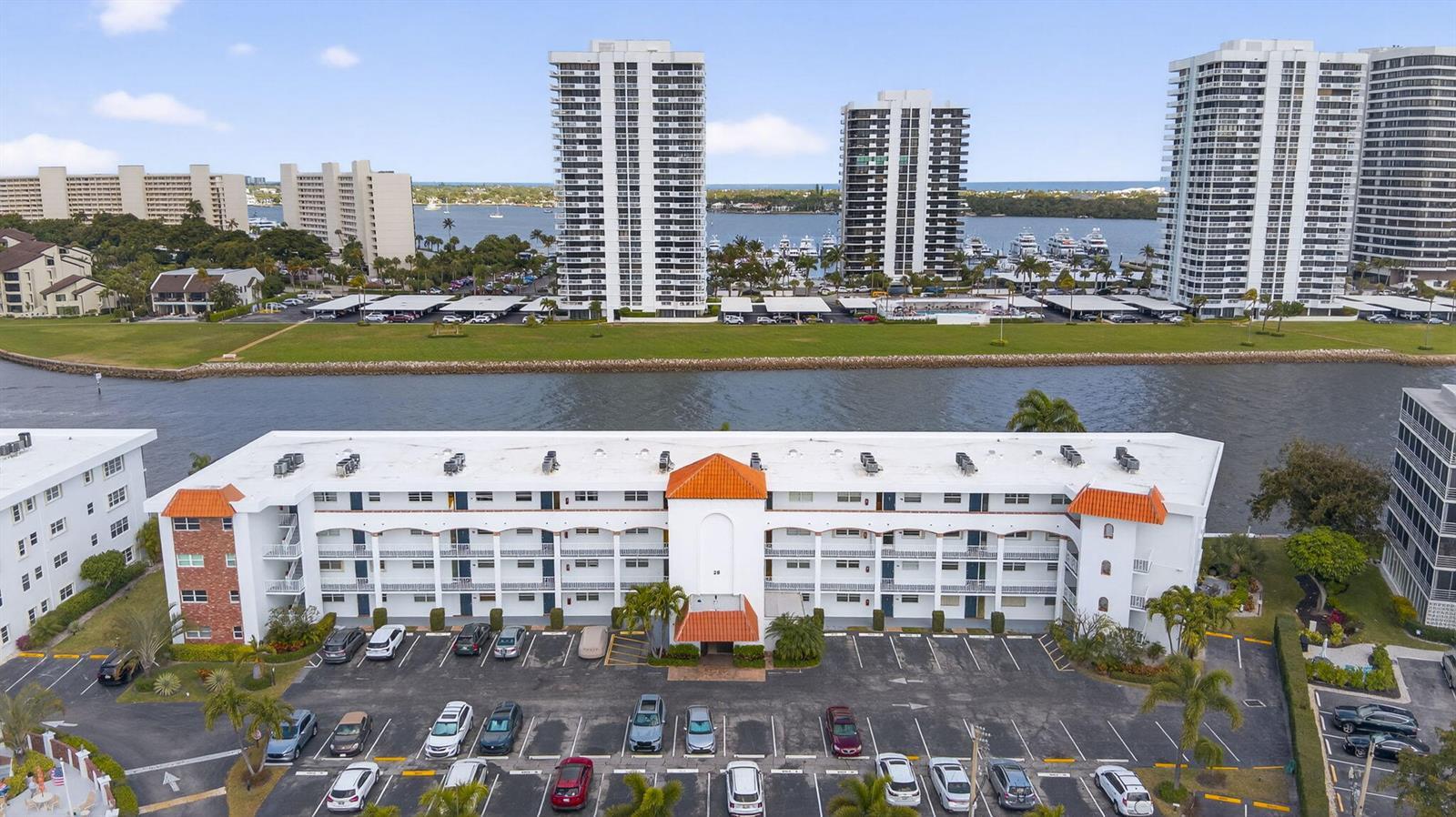 28 Yacht Club Drive # 309, North Palm Beach FL 33408 photo 2