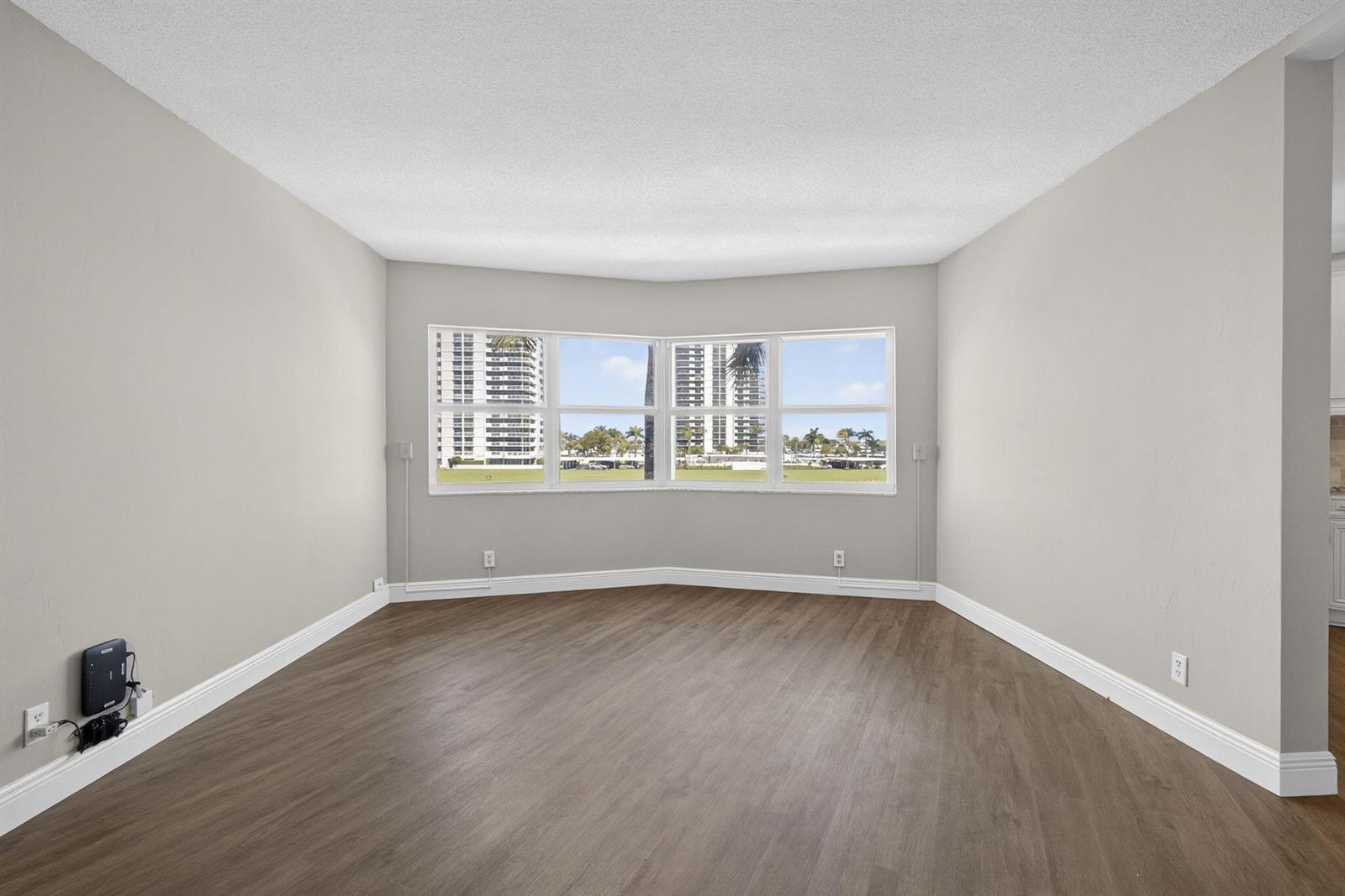 28 Yacht Club Drive # 309, North Palm Beach FL 33408 photo 4